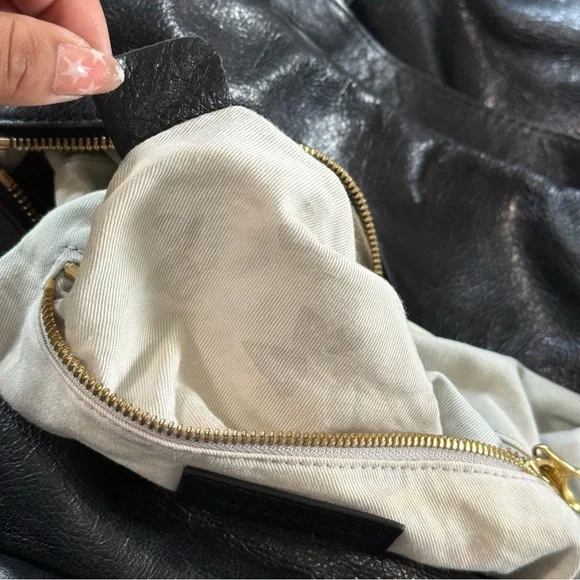 Vintage See by Chloe Funny Love Black Leather Shoulder Bag with Flaw - Picture 15 of 16